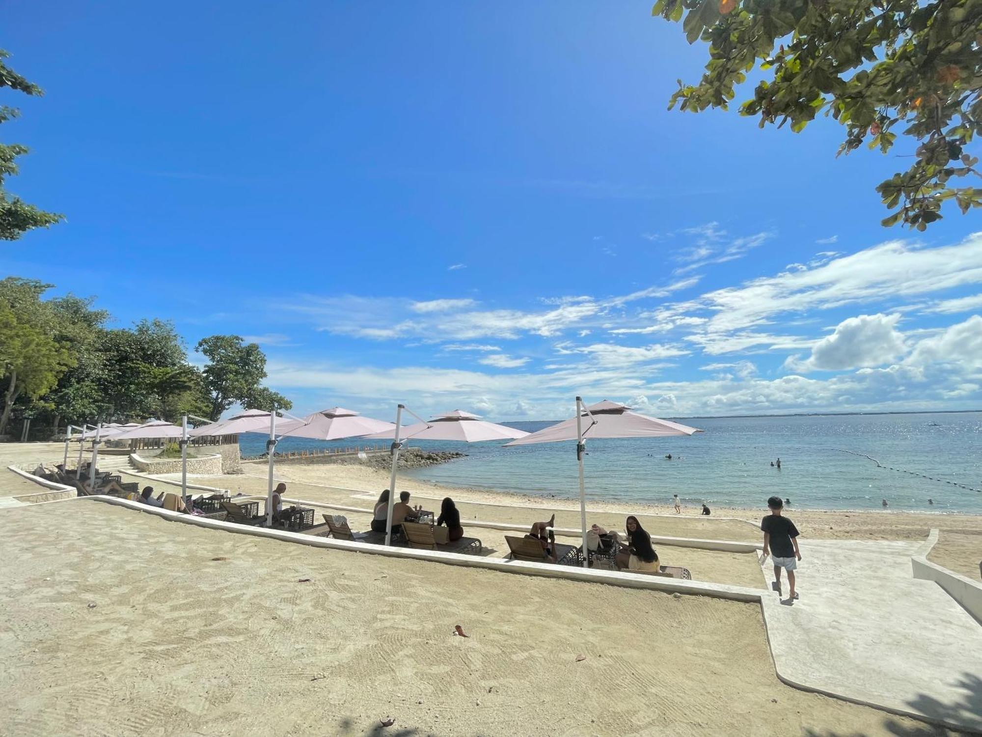 The Beach Suite At The Mactan Newtown Lapu-Lapu City Exterior foto